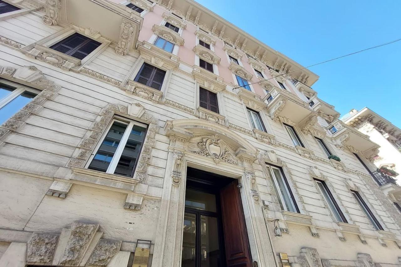 Appartamento "Corso - Cuore Di Roma" By FlatinRom Exterior foto